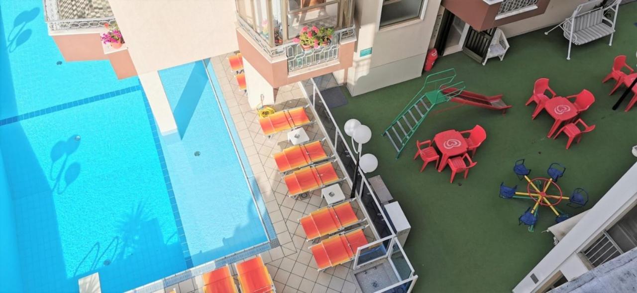 Hotel Cosmos Rimini Eksteriør bilde
